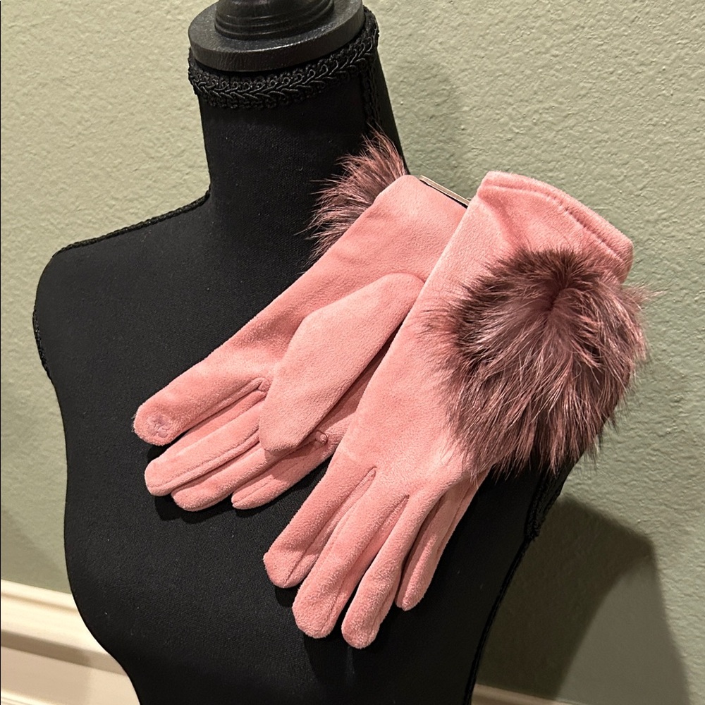 London Fog Pink Fur-Accent Gloves